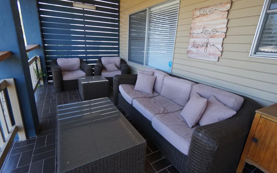 Eli39 – Jacs Joint by Experience Jervis Bay