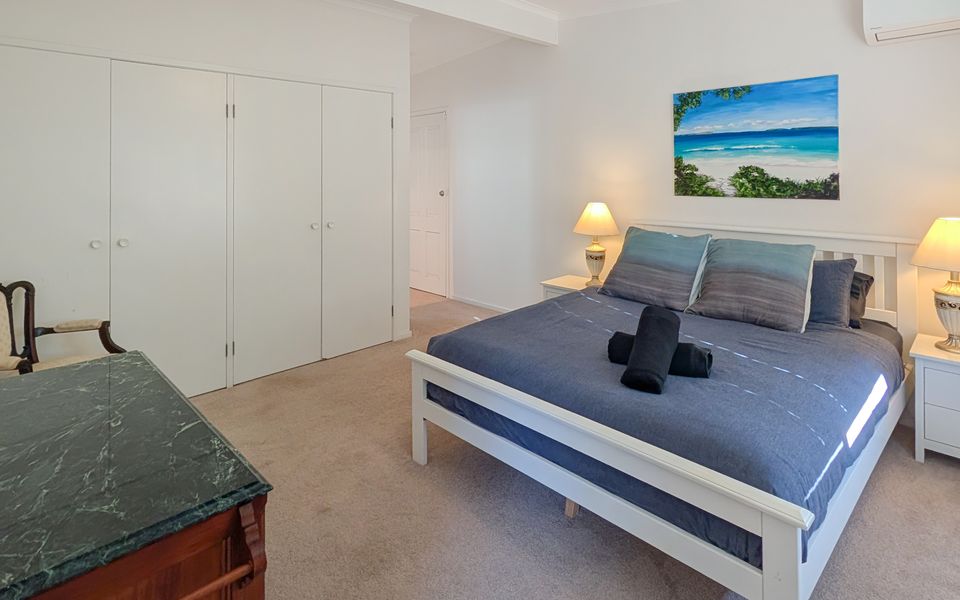 Eli39 – Jacs Joint by Experience Jervis Bay