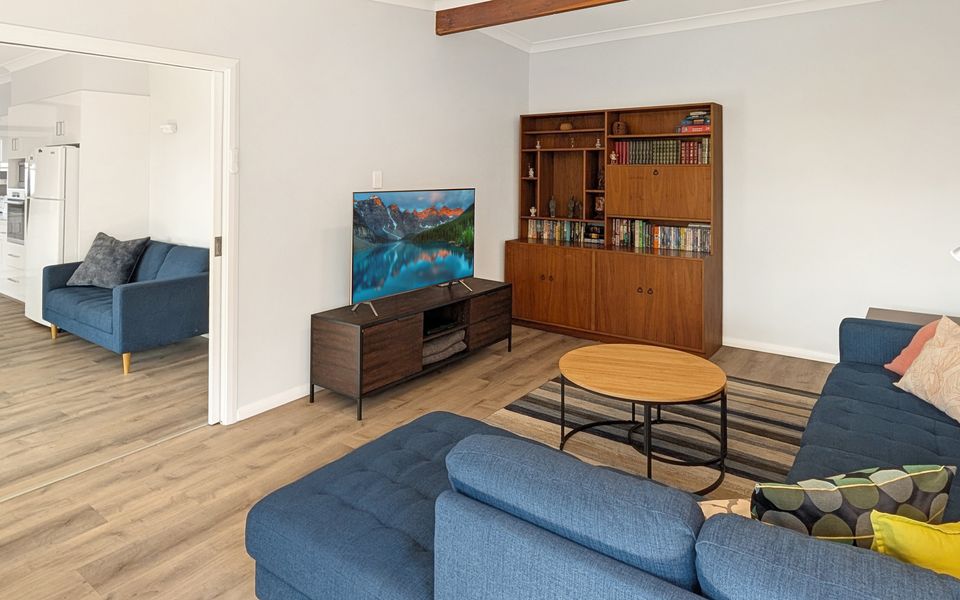 Ros10 – All Decked Out @ Hyams Beach by Experience Jervis