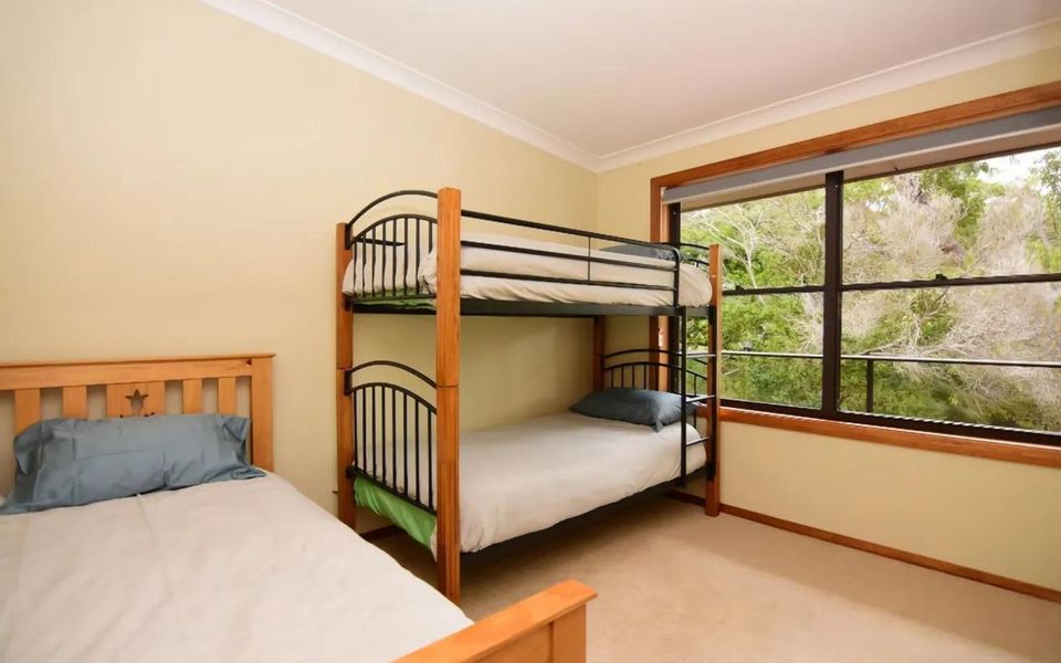 Ros10 – All Decked Out @ Hyams Beach by Experience Jervis