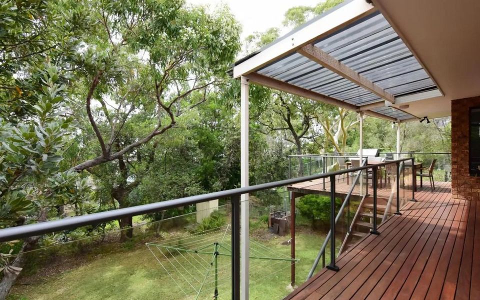 Ros10 – All Decked Out @ Hyams Beach by Experience Jervis