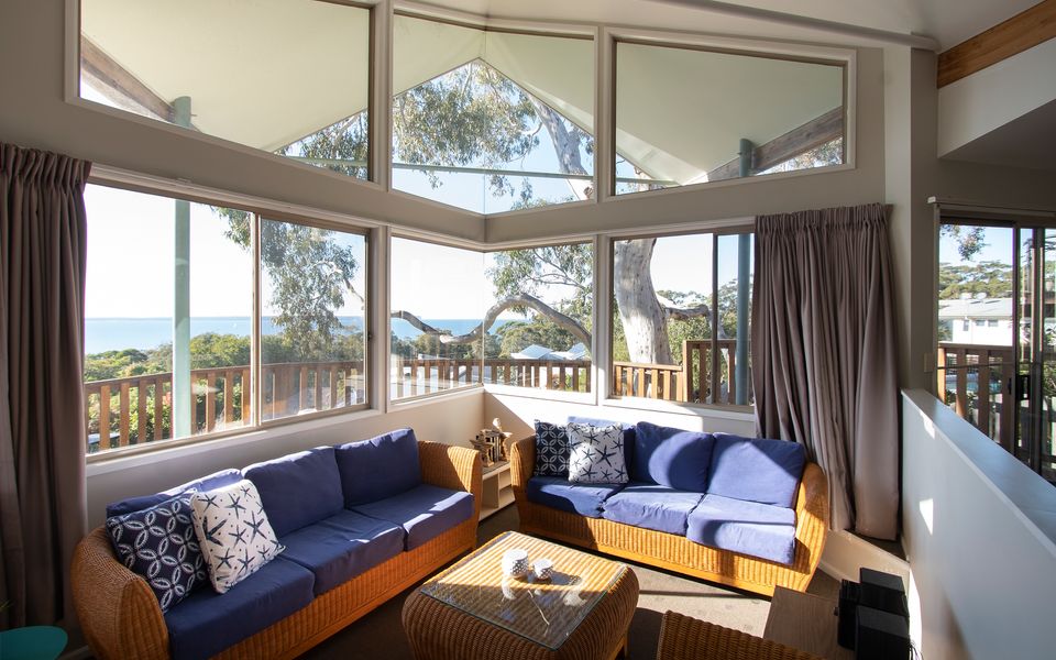 Dac68 – Seaglass Jervis Bay by Experience Jervis Bay