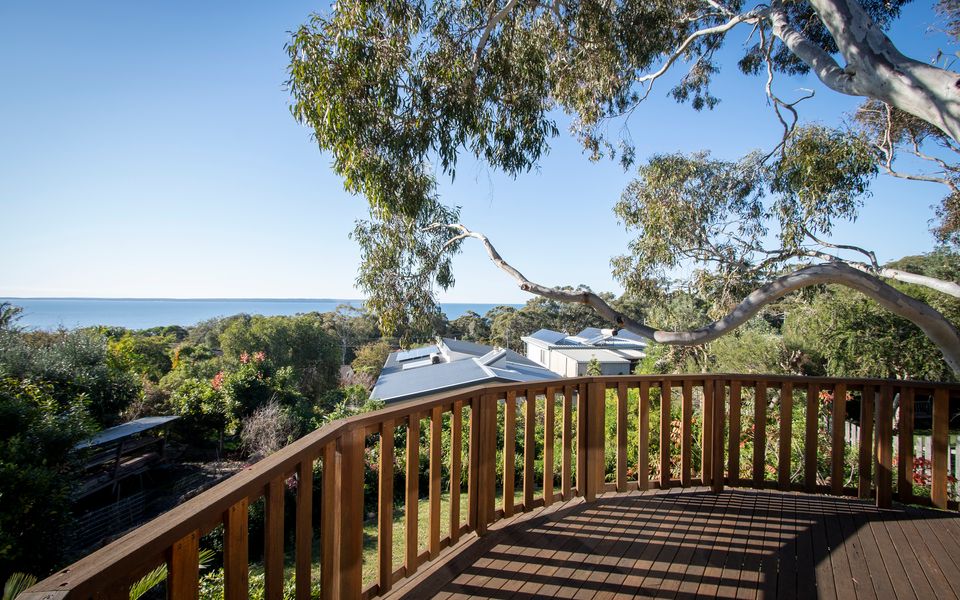 Dac68 – Seaglass Jervis Bay by Experience Jervis Bay