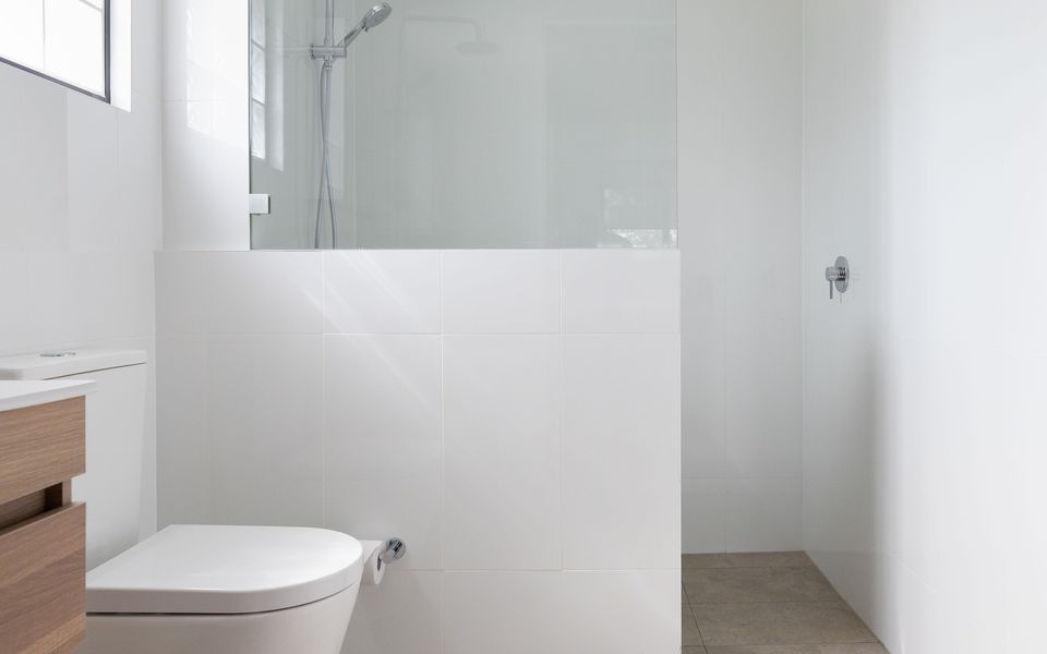 FegA104/15 – HuskySun by Experience Jervis Bay