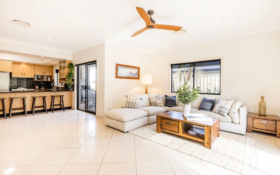 Ans138 – The Atrium by Experience Jervis Bay