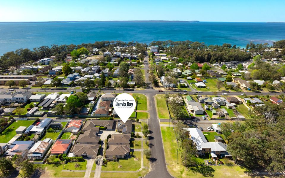 Cur3/50 – Pipis Huskisson by Experience Jervis Bay