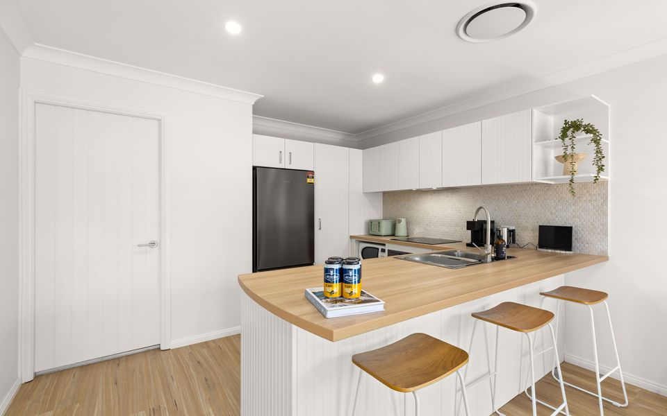 Cur3/50 – Pipis Huskisson by Experience Jervis Bay