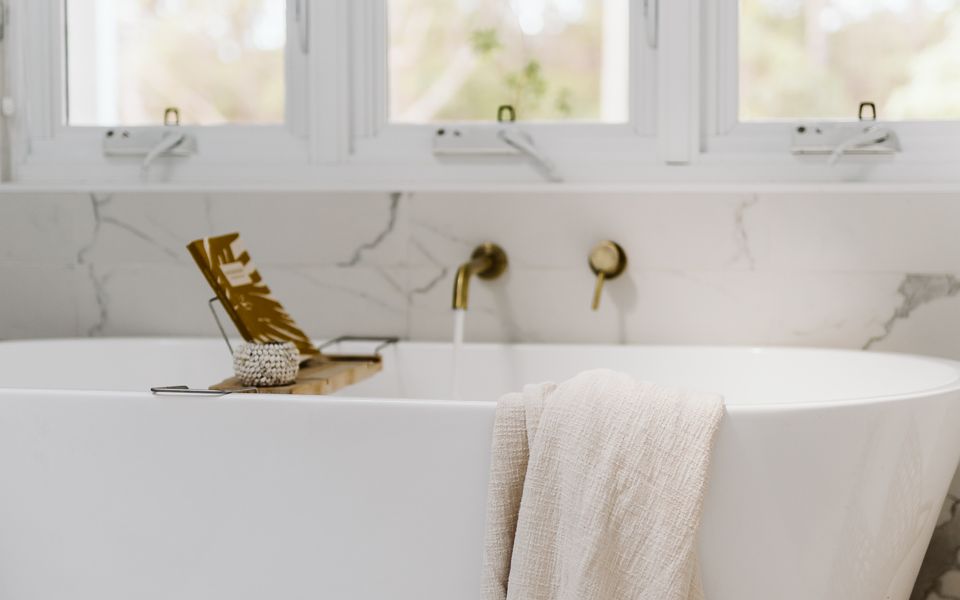 Cal18 – Luna by Experience Jervis Bay