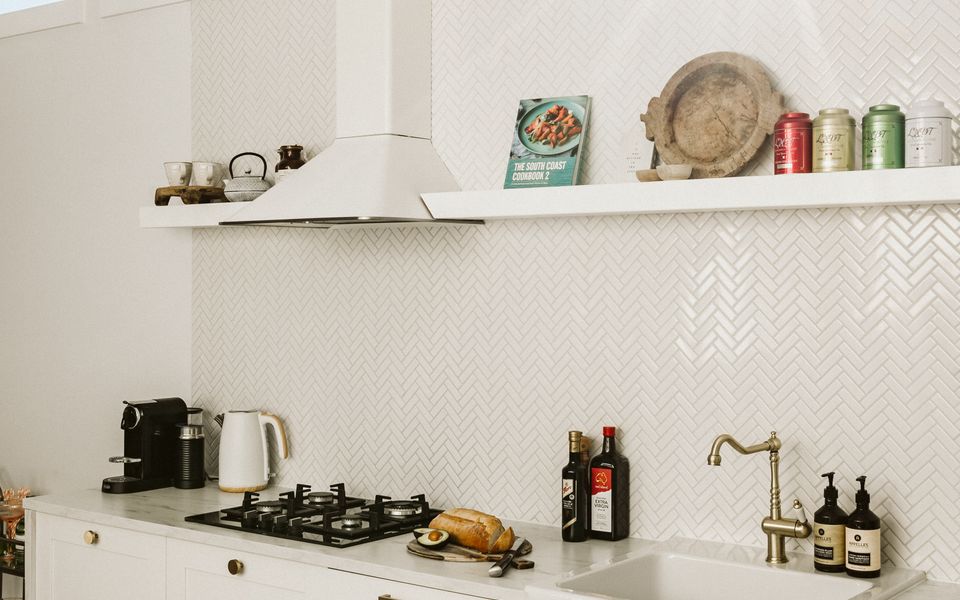 Cal18 – Luna by Experience Jervis Bay