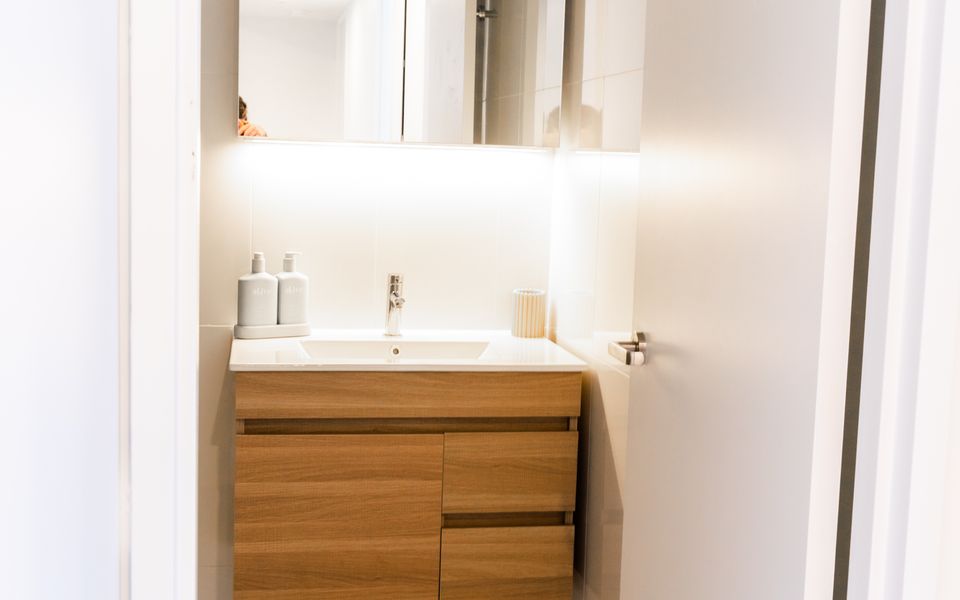 FegA203/15 – Happy Hour by Experience Jervis Bay