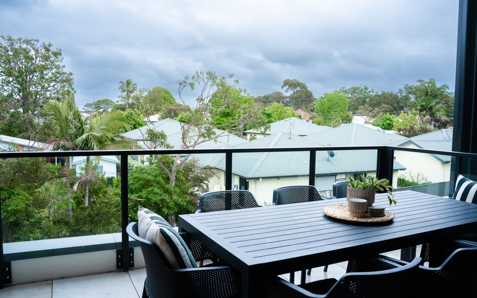 FegA203/15 – Happy Hour by Experience Jervis Bay