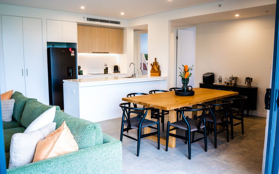 FegA203/15 – Happy Hour by Experience Jervis Bay