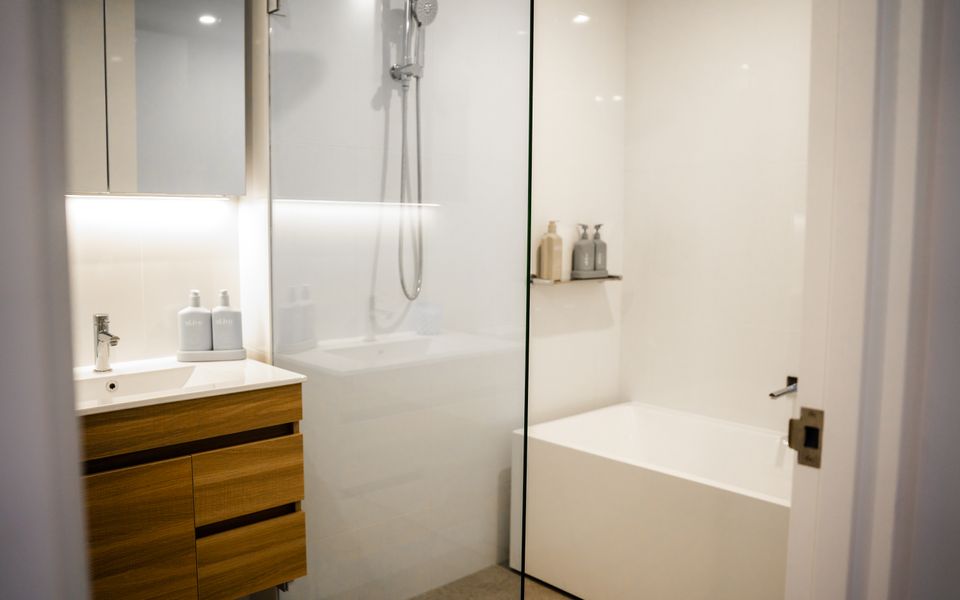 FegA203/15 – Happy Hour by Experience Jervis Bay