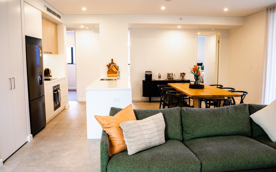 FegA203/15 – Happy Hour by Experience Jervis Bay