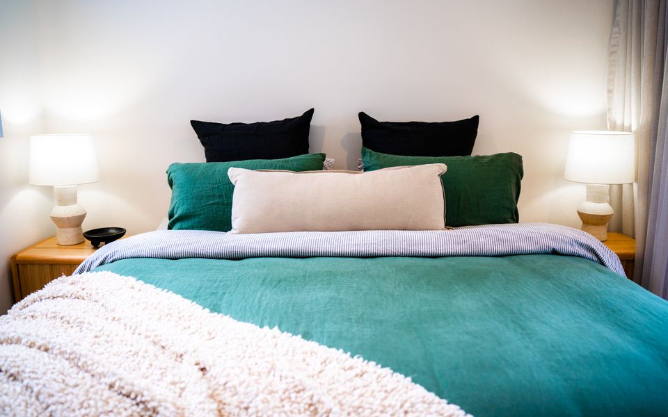 FegA203/15 – Happy Hour by Experience Jervis Bay