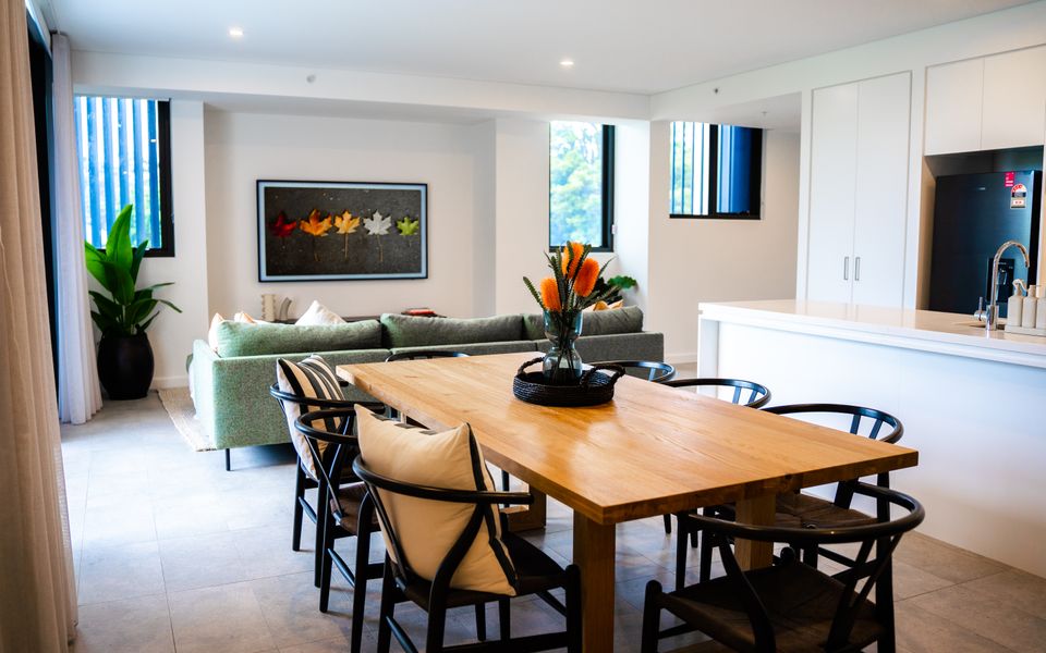 FegA203/15 – Happy Hour by Experience Jervis Bay