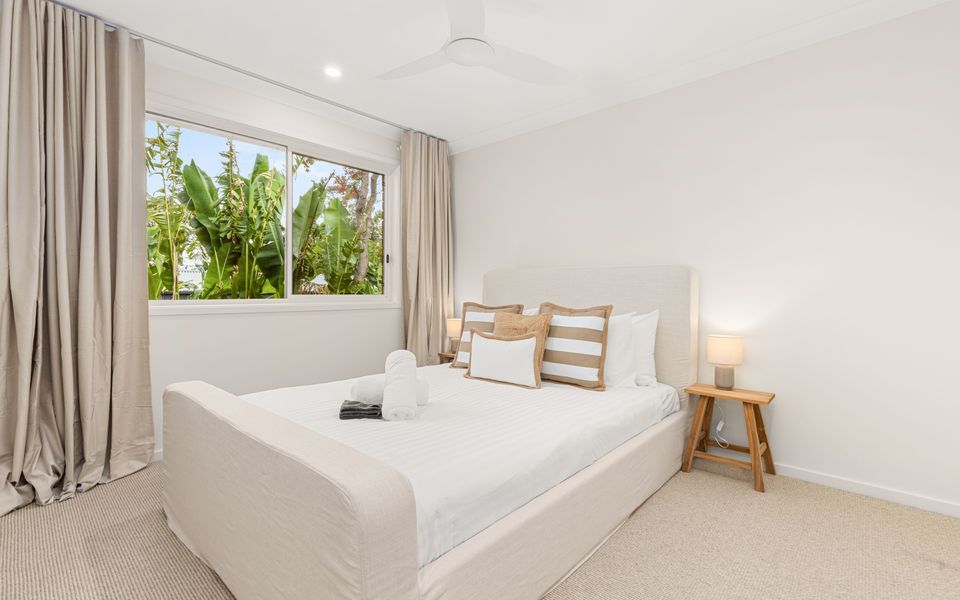 Min4 – Tide’s Edge by Experience Jervis Bay