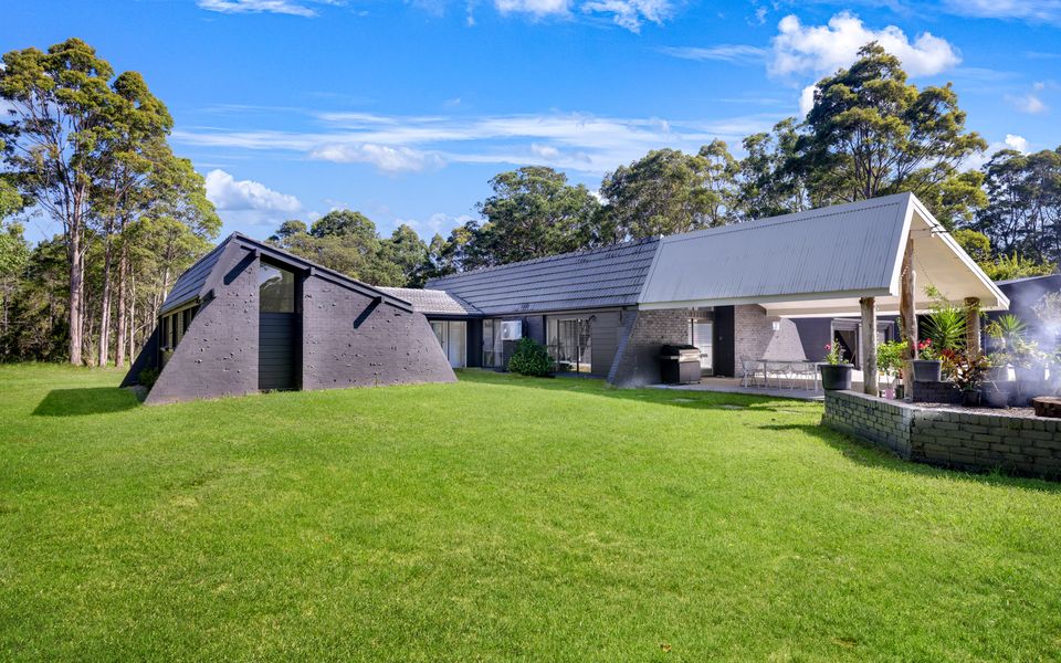 Old15 – The Chateau by Experience Jervis Bay