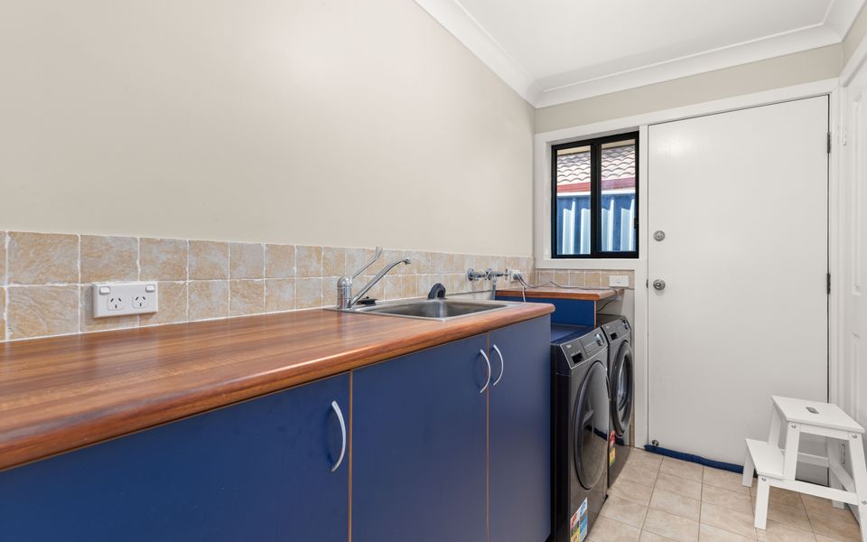 Tur34 – Topsy Turvey by Experience Jervis Bay