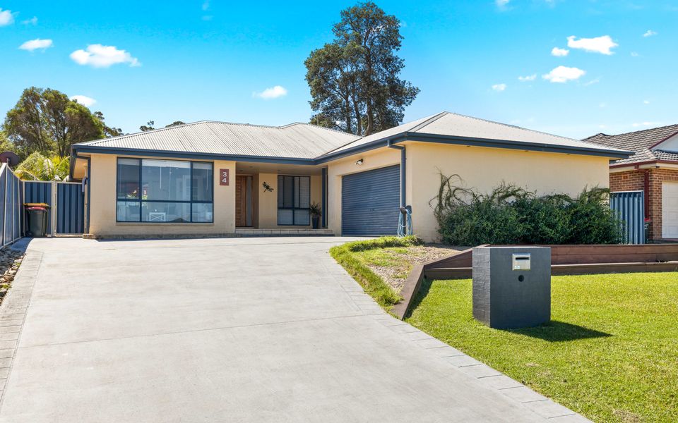 Tur34 – Topsy Turvey by Experience Jervis Bay