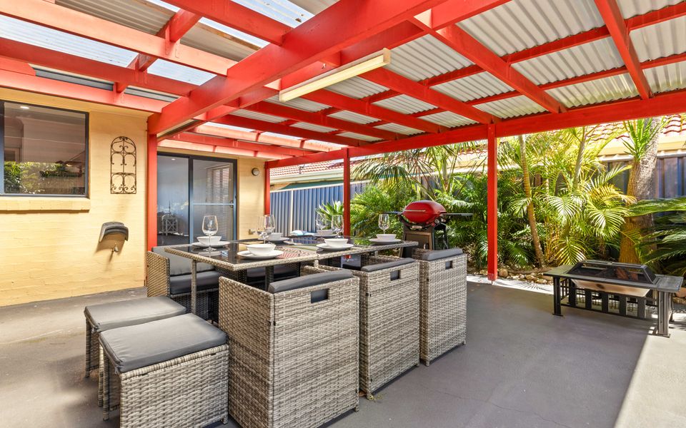 Tur34 – Topsy Turvey by Experience Jervis Bay