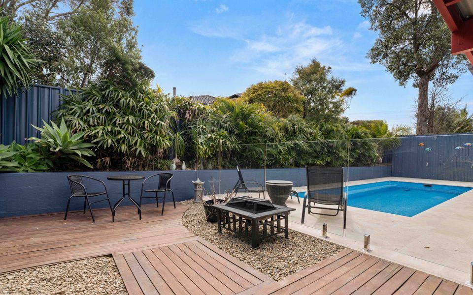 Tur34 – Topsy Turvey by Experience Jervis Bay