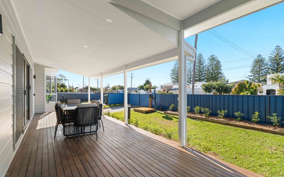Bay1b – Bayswater Beach House 2 by Experience Jervis Bay