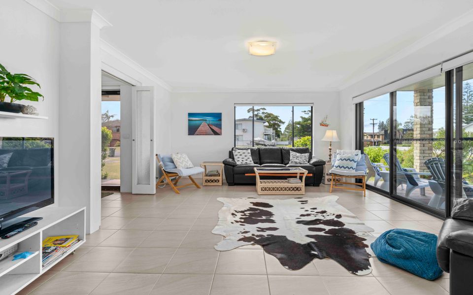 Eli73 – Summer-Salt by Experience Jervis Bay