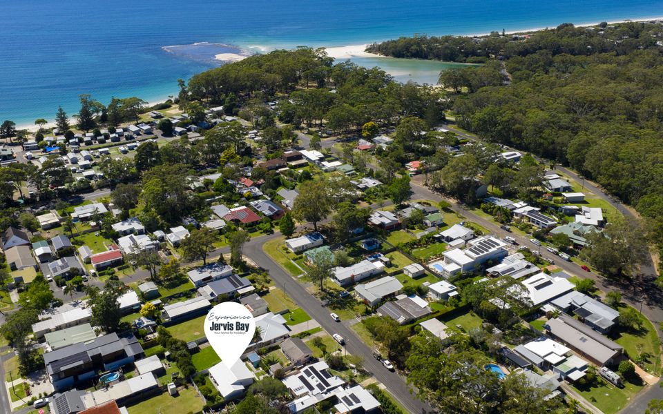 Cly5a – The Little Husky by Experience Jervis Bay