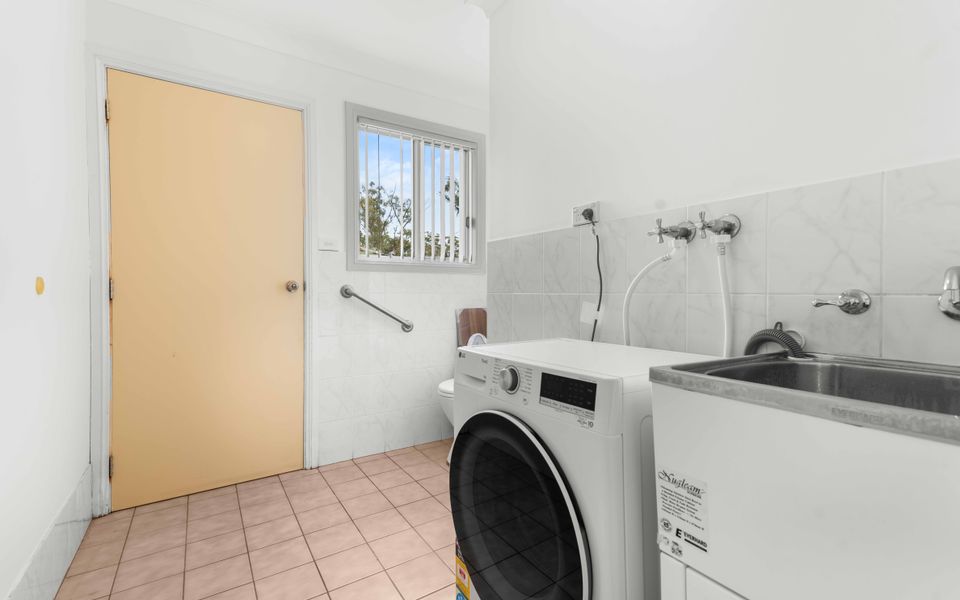 Cly5a – The Little Husky by Experience Jervis Bay