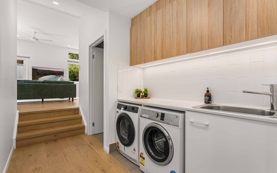 Fre24a – Blenheim Breeze by Experience Jervis Bay