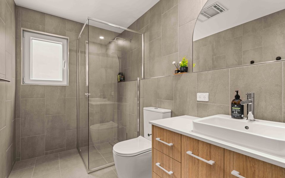 Fre24a – Blenheim Breeze by Experience Jervis Bay