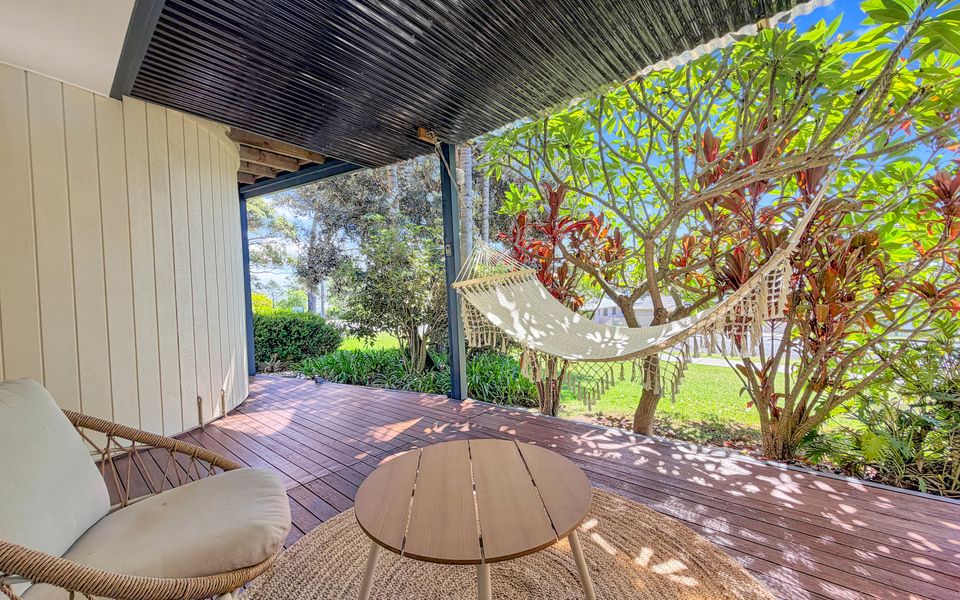 Eli2/223 – Roya by the Beach by Experience Jervis Bay