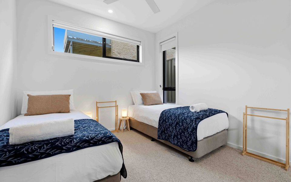 Dac1b – 90 Degrees by Experience Jervis Bay