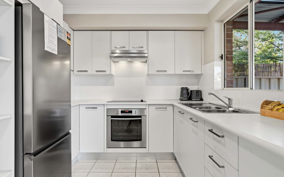 Dun4/7 – Husky Hideaway by Experience Jervis Bay