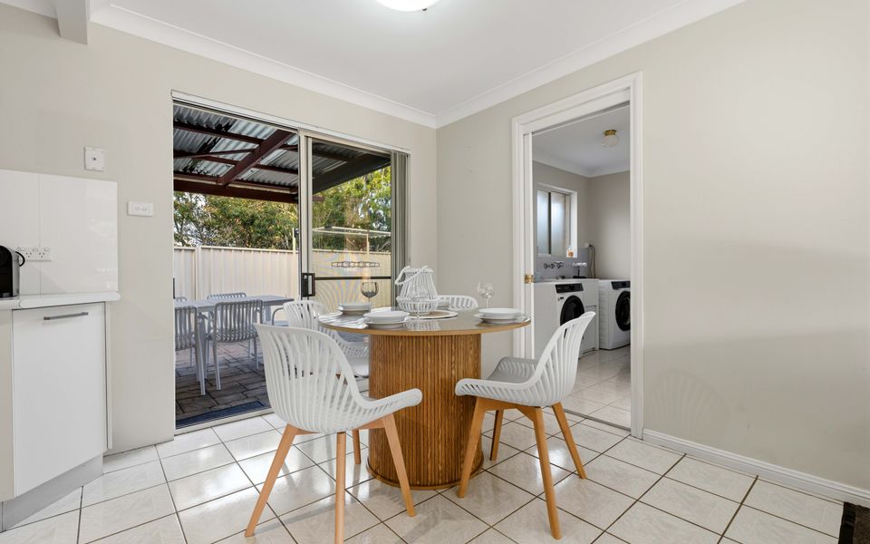 Dun4/7 – Husky Hideaway by Experience Jervis Bay
