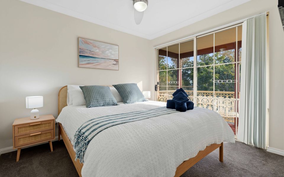 Dun4/7 – Husky Hideaway by Experience Jervis Bay
