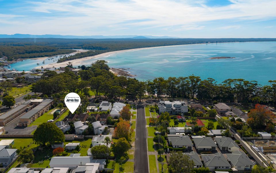 Dun4/7 – Husky Hideaway by Experience Jervis Bay