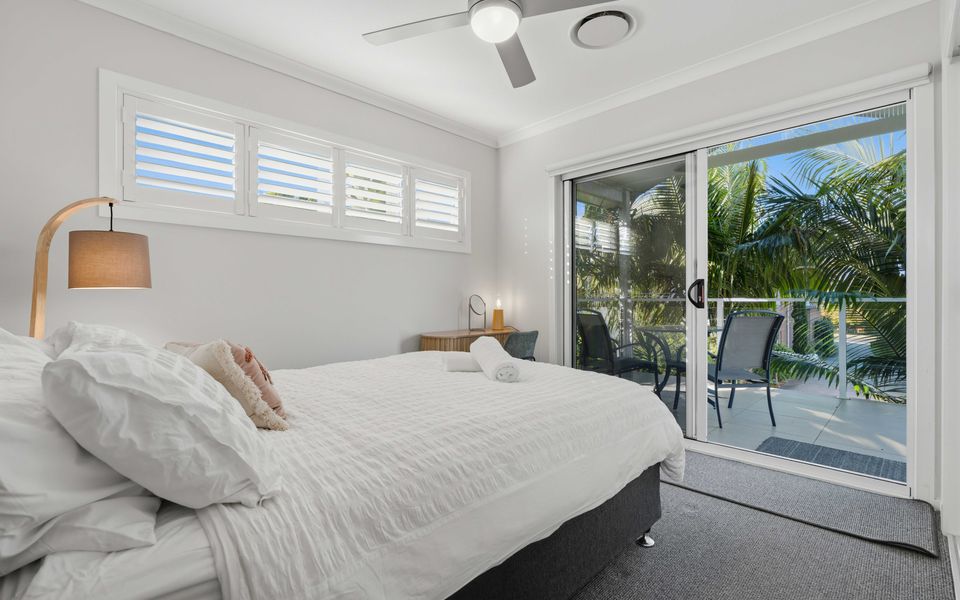 Haw4/44 – Palms by the Bay by Experience Jervis Bay