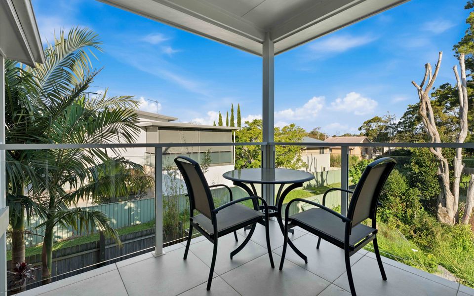 Haw4/44 – Palms by the Bay by Experience Jervis Bay