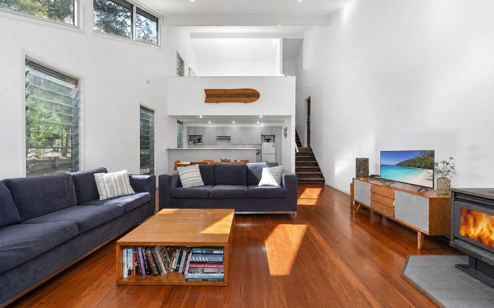 Boathouse 1 by Experience Jervis Bay