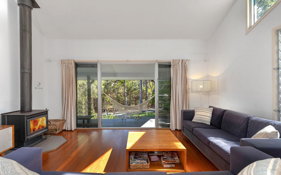 Boathouse 1 by Experience Jervis Bay