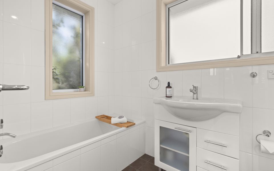 Dun2/9 – White Sands Deck House by Experience Jervis Bay