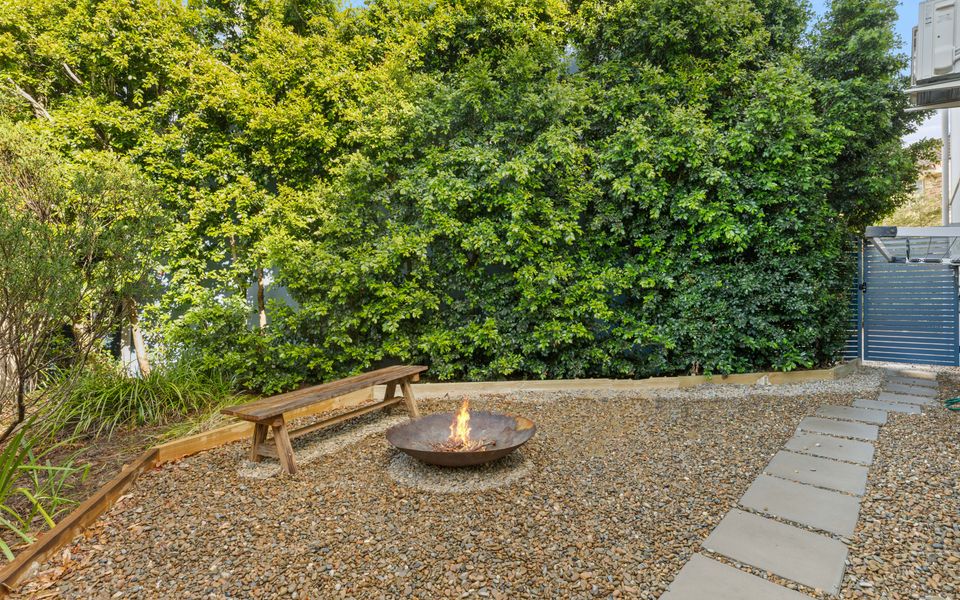 Dun2/9 – White Sands Deck House by Experience Jervis Bay