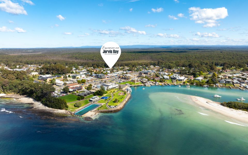 Mor1/6 – Husky Haven by Experience Jervis Bay