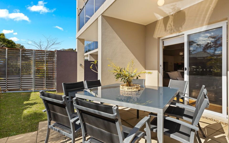 Mor1/6 – Husky Haven by Experience Jervis Bay