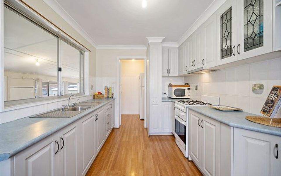 Cur41 – Ballena Blue by Experience Jervis Bay