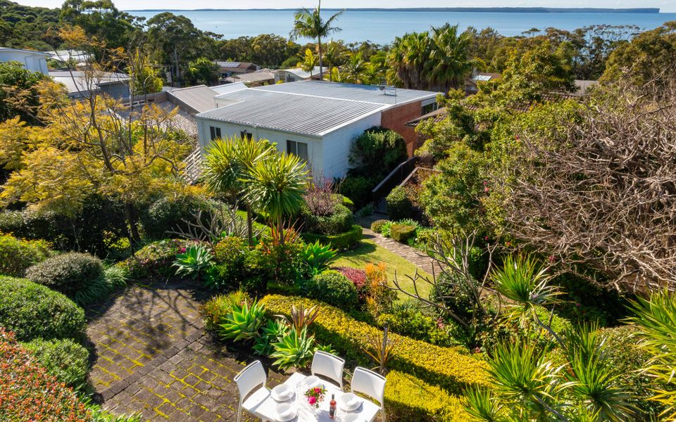 Eli365 – Alva Lee by Experience Jervis Bay