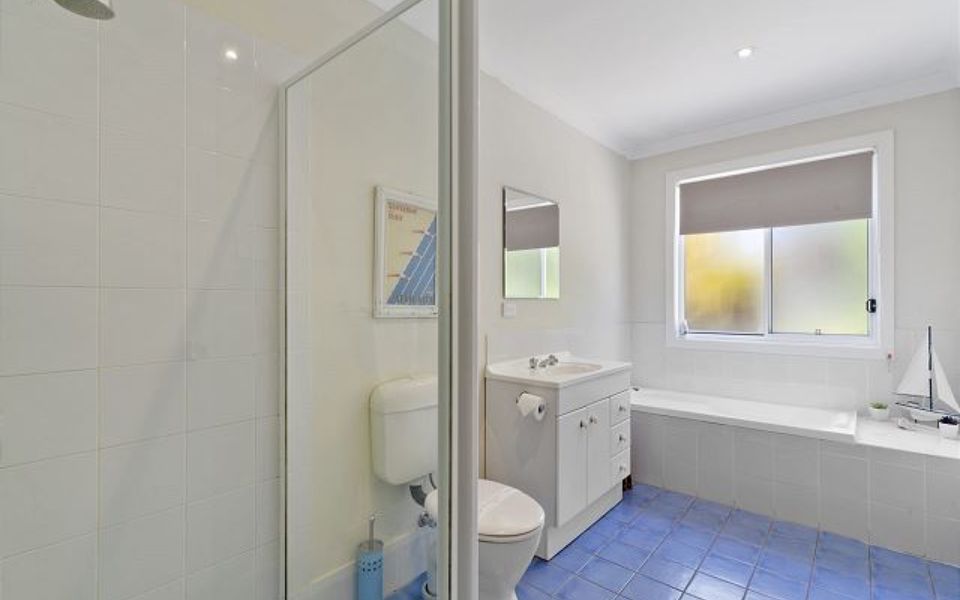 Cur1/38 – Husky House by Experience Jervis Bay