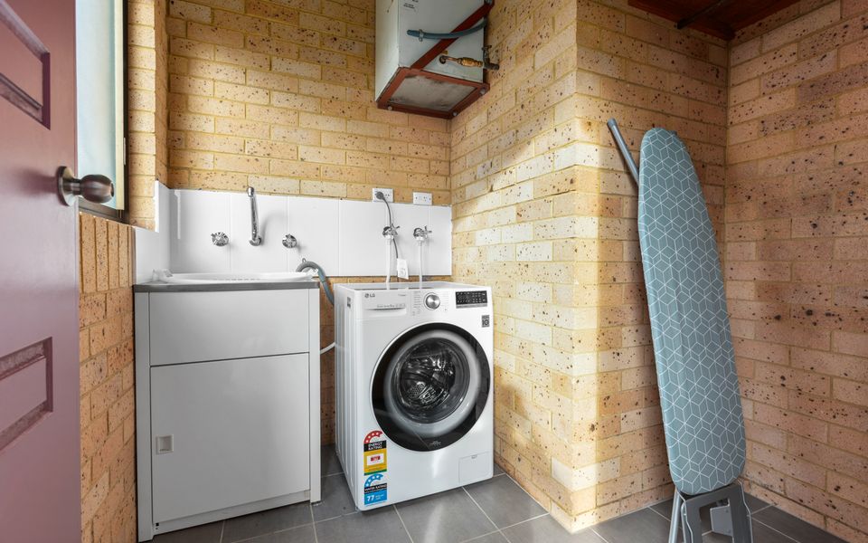 Eli8 – Ammos by Experience Jervis Bay